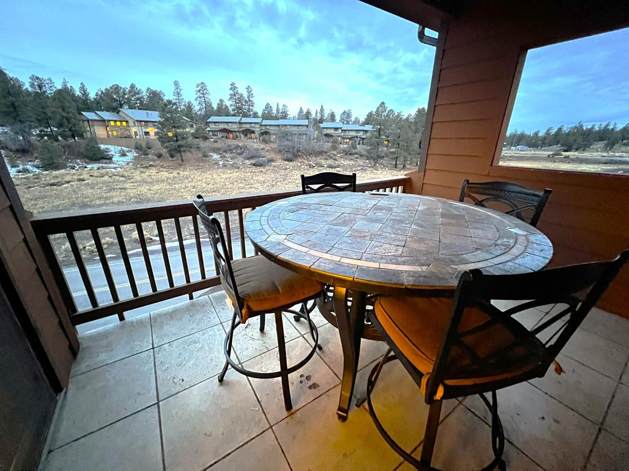 Canyon Plaza Premier Studio And Apartments Tusayan Exterior foto